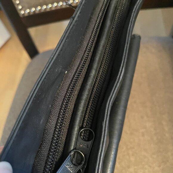 Derek Alexander Black Leather Organizer Crossbody Bag - Picture 6 of 9